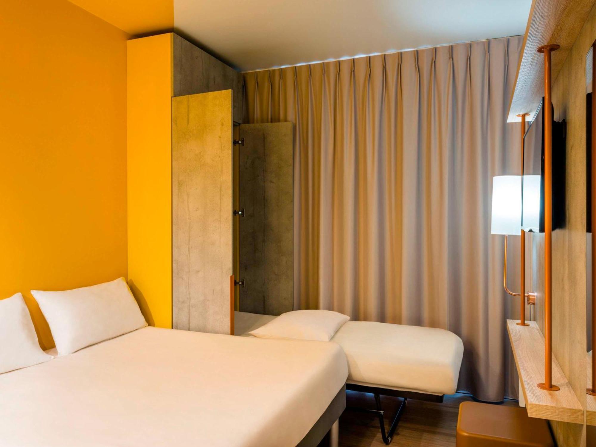 Ibis Budget Epinal Bagian luar foto
